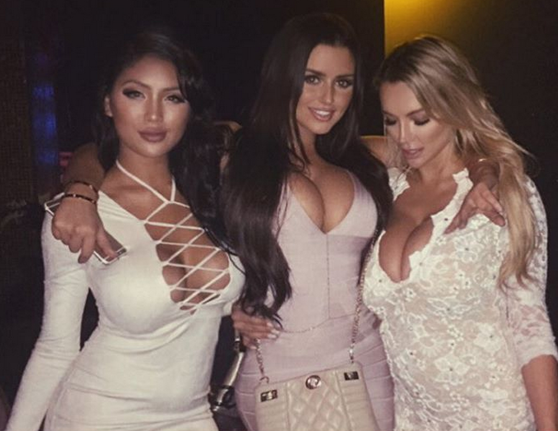 abigail-ratchford-with-friends-7