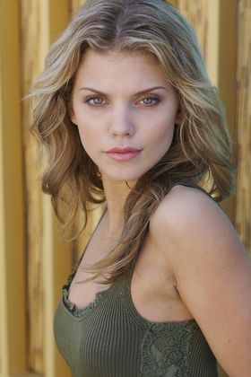 Incredibly Hot AnnaLynne Mccord Nudes Leaked