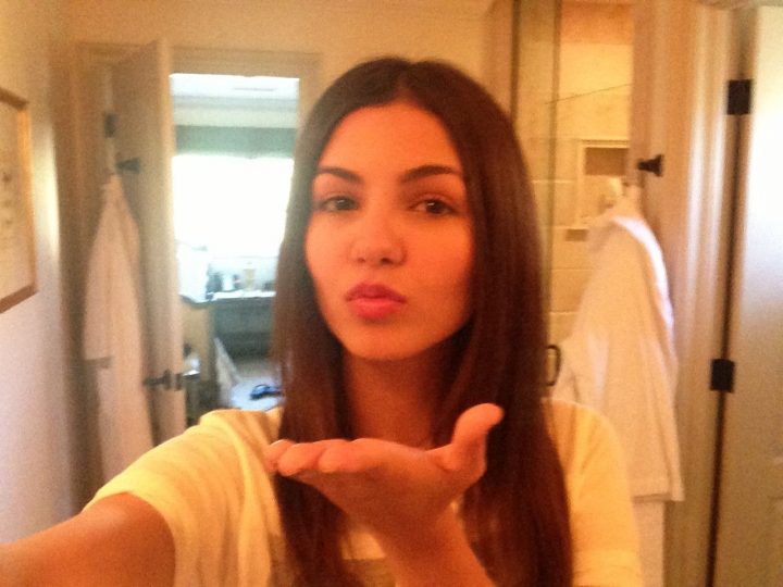 Victoria justice leaked photos