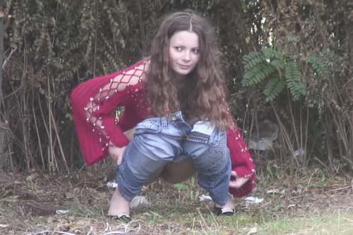 Outdoors girl peeing Free outdoor