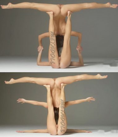 Sexy twins – nude acrobatic positions