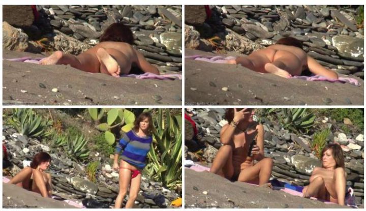Girls on the beach – Voyeur collection