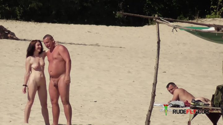 Nude Plage – BBC Bareback