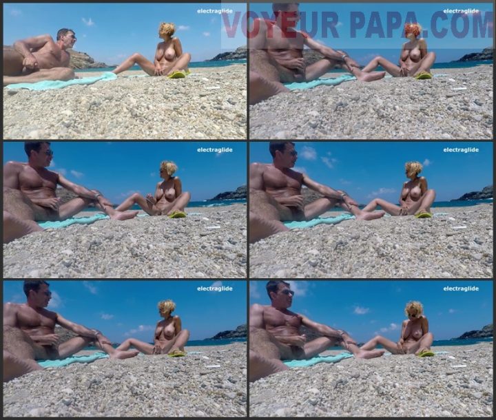 Dual masturbation at greek beach