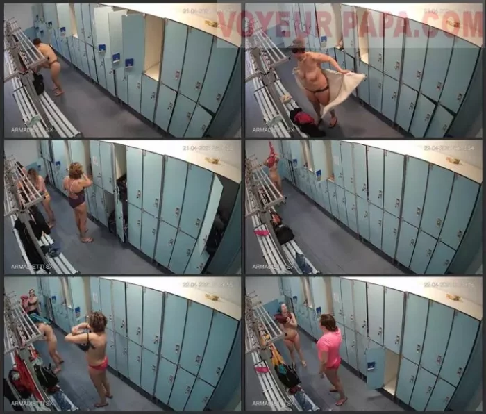 hidden camera in the women’s locker room fitness club 1