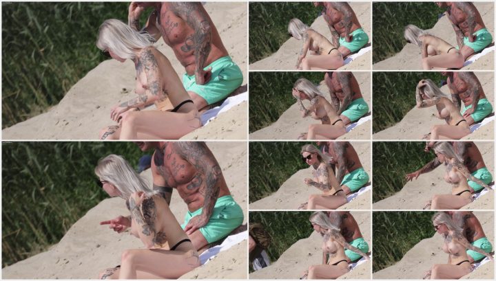 Polish Couple Getting Hot At Beach