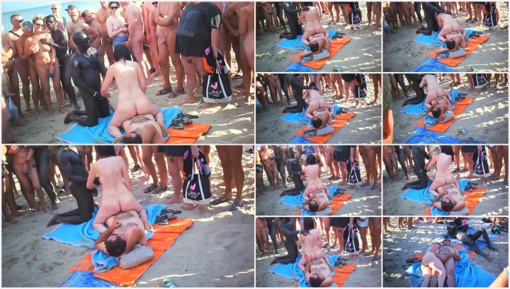 Nudists have sex in front of others