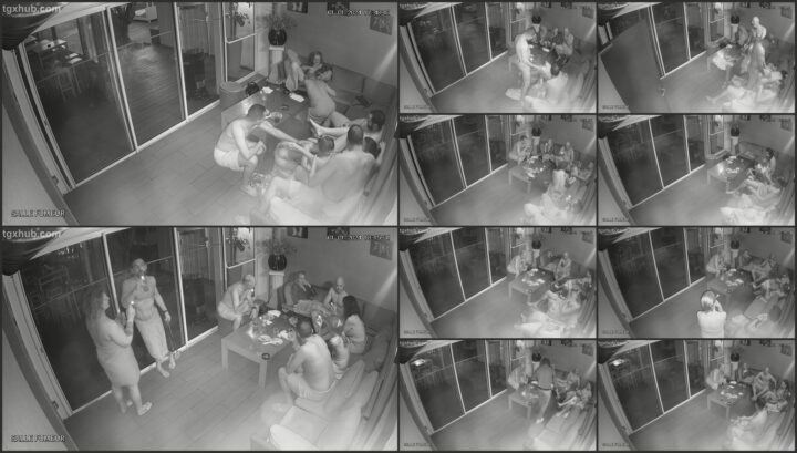 Sex in swingers club 06