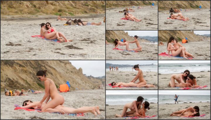 Hot ass leaving the beach 02