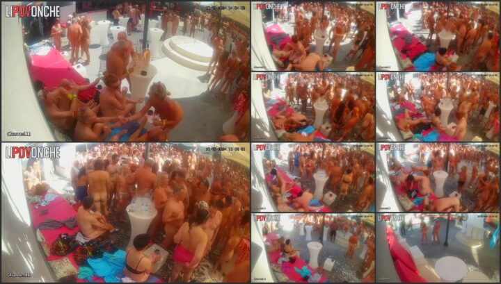 Sex in swingers club 19