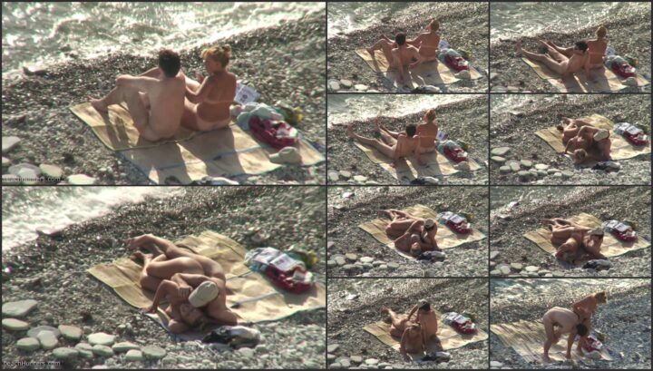 Relaxed couple started to fuck