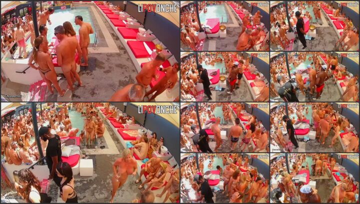 Sex in swingers club 36