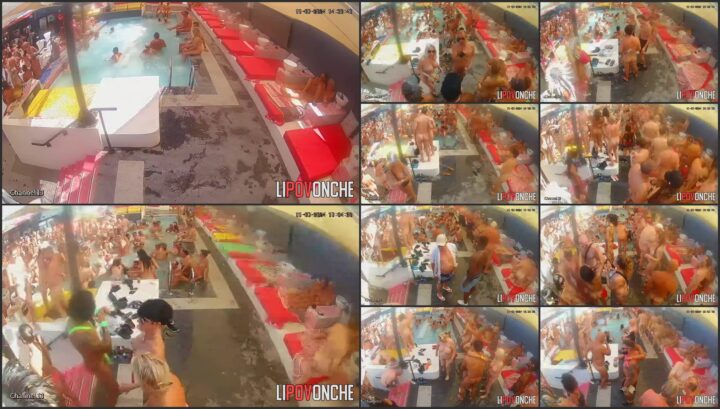 Sex in swingers club 40