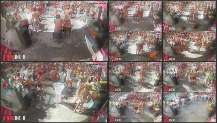 Sex in swingers club 65