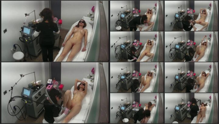 Hidden cam caught all of her hair removal treatment 111